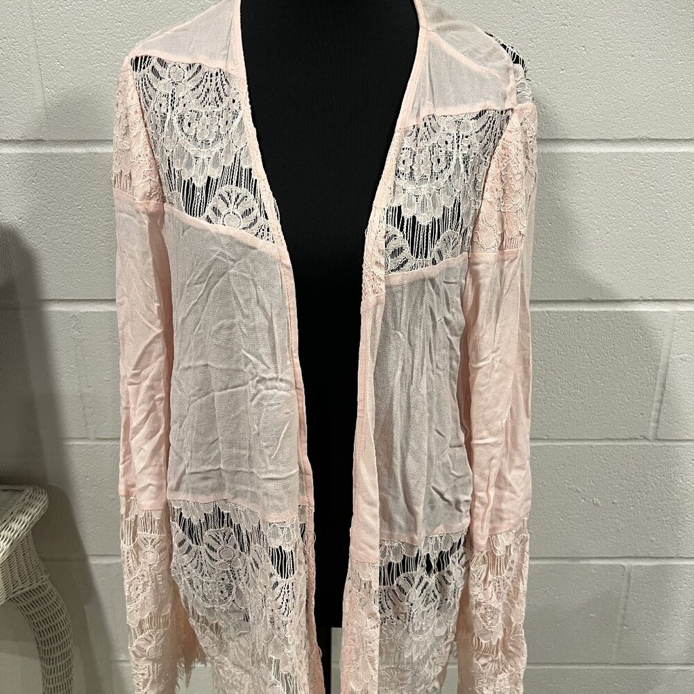 Medium Pink Jacket – Light and Versatile Layer